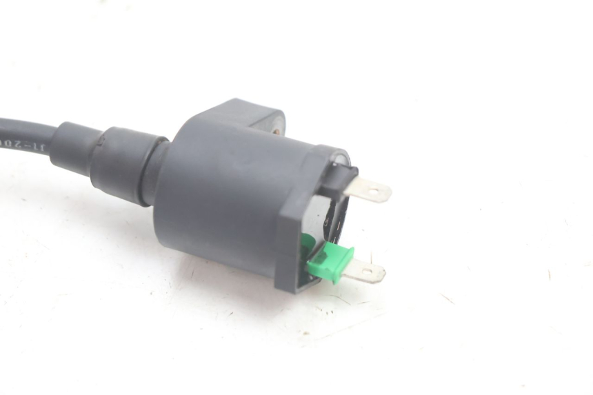 photo de ZÜNDSPULE VASTRO R-ONE 4T 50 (2014 - 2022) - Details der Befestigungspunkte