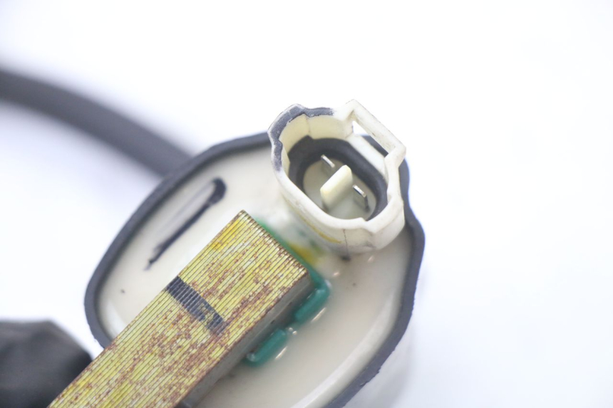 photo de ZÜNDSPULE ROYAL ENFIELD HYMALAYAN 410 (2016 - 2023) - Details der Befestigungspunkte