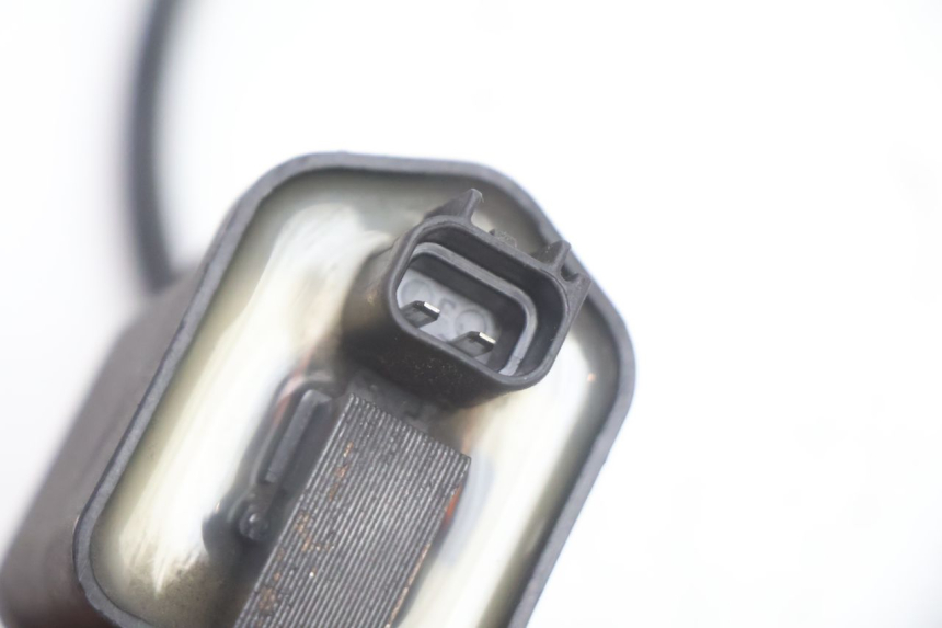photo de ZüNDSPULE PEUGEOT SATELIS 125 (2006 - 2009) - Details der Befestigungspunkte
