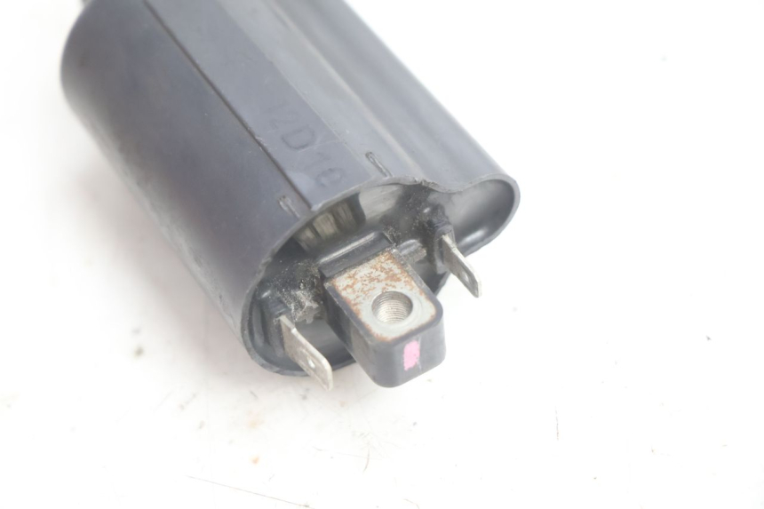 photo de ZÜNDSPULE APRILIA SCARABEO GT 125 (1999 - 2007) - Details der Befestigungspunkte