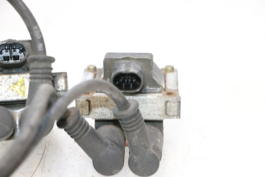 photo de ZÜNDSPULE DUCATI SS IE DS CARENEE 1000 (2002 - 2006) - Alternative Perspektive