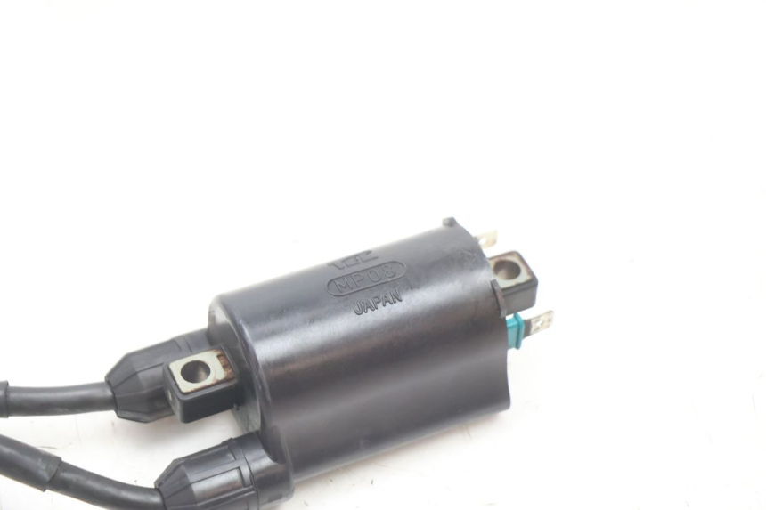 photo de ZÜNDSPULE HONDA ST PAN EUROPEAN 1100 (1990 - 2002) - Details der Befestigungspunkte