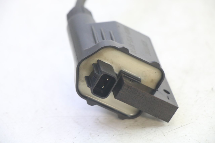 photo de ZÜNDSPULE PEUGEOT TWEET PRO EFI 4T 50 (2021 - 2022) - Oberflächenzustand und Material