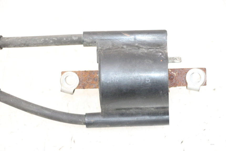 photo de ZÜNDSPULE YAMAHA XJN DIVERSION 600 (2000 - 2003) - Details der Befestigungspunkte