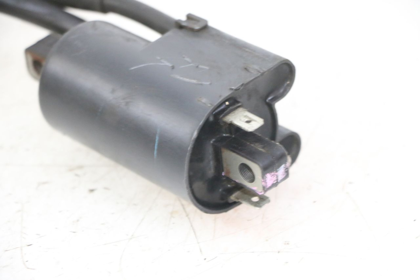 photo de ZÜNDSPULE YAMAHA FZS FAZER 600 (2001 - 2003) - Details der Befestigungspunkte