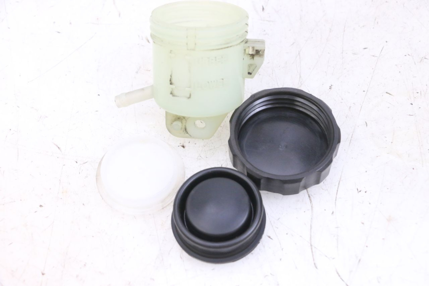 photo de BREMSFLÜSSIGKEITSGLAS YAMAHA FJR ABS 1300 (2006 - 2012) - Technische Nahaufnahme