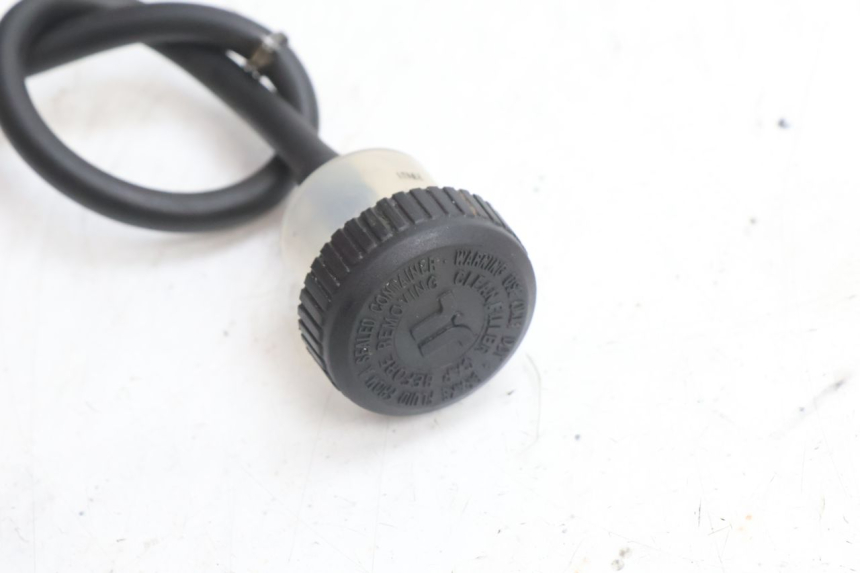photo de BREMSFLÜSSIGKEITSGLAS RIEJU MRT PRO SUPERMOTARD 50 (2007 - 2018) - Alternative Perspektive