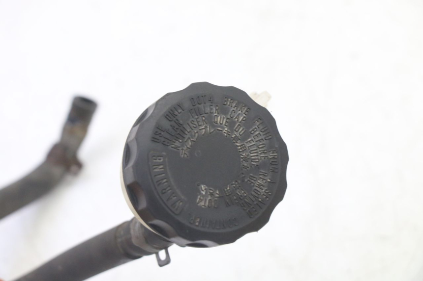 photo de BREMSFLÜSSIGKEITSGLAS TRIUMPH SPRINT 900 (1995 - 1998) - Alternative Perspektive