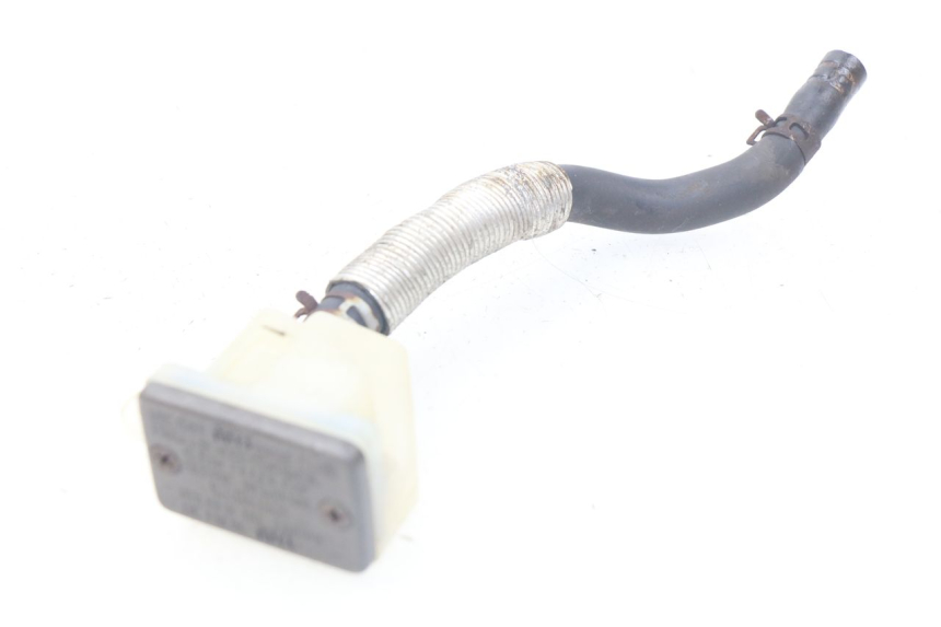 photo de BREMSFLÜSSIGKEITSBEHÄLTER SUZUKI XF FREEWIND 650 (1997 - 2003) - Technische Nahaufnahme