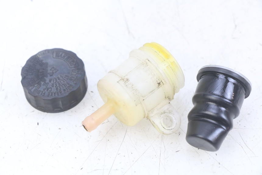 photo de BREMSFLÜSSIGKEITSBEHÄLTER KAWASAKI Z 750 (2007 - 2013) - Hauptansicht