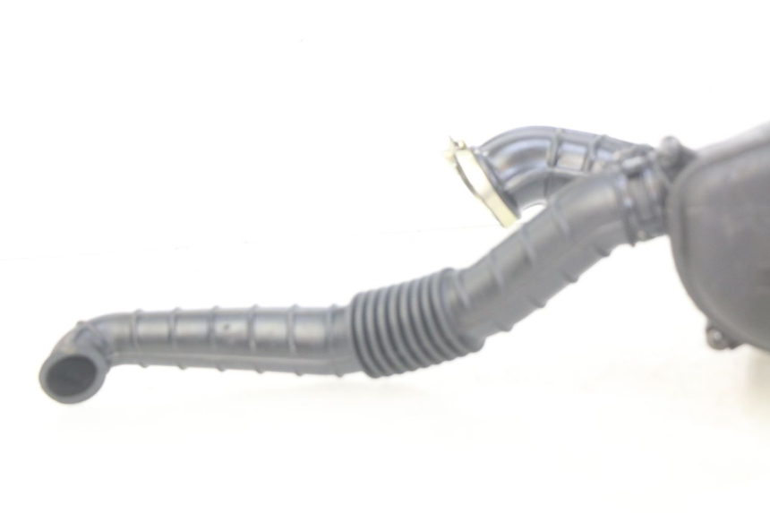 photo de LUFTFILTERKASTEN KYMCO AGILITY NAKED RENOUVO 4T 50 (2018 - 2020) - Details der Befestigungspunkte