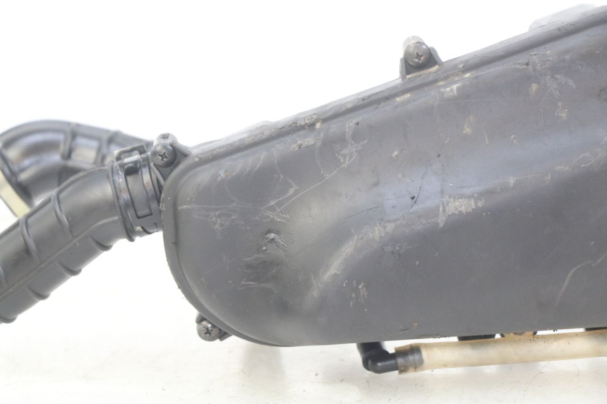 photo de LUFTFILTERKASTEN KYMCO AGILITY NAKED RENOUVO 4T 50 (2018 - 2020) - Oberflächenzustand und Material