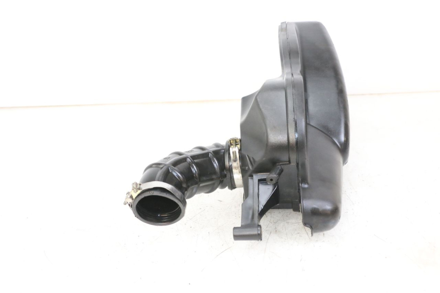 photo de LUFTFILTERKASTEN PIAGGIO BEVERLY 125 (1998 - 2005) - Details der Befestigungspunkte