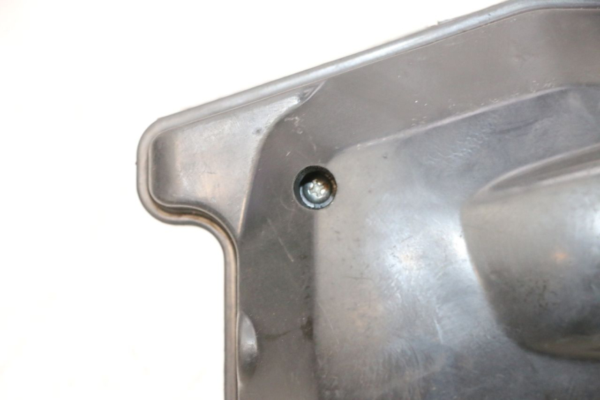 photo de LUFTFILTER MBK BOOSTER SPIRIT NAKED 50 (2004 - 2017) - Details der Befestigungspunkte