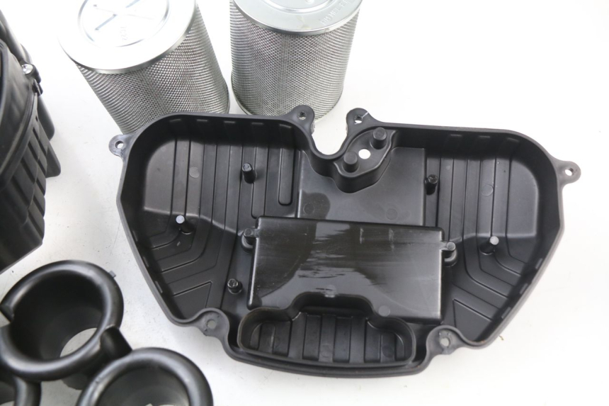 photo de LUFTFILTERKASTEN HONDA CBR RR FIREBLADE 1000 (2006 - 2007) - Weitere Ansicht des Artikels