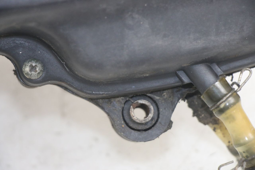 photo de LUFTFILTERKASTEN TNT MOTOR FASTINO 4T 50 (2013 - 2019) - Zoom auf Gebrauchszustand