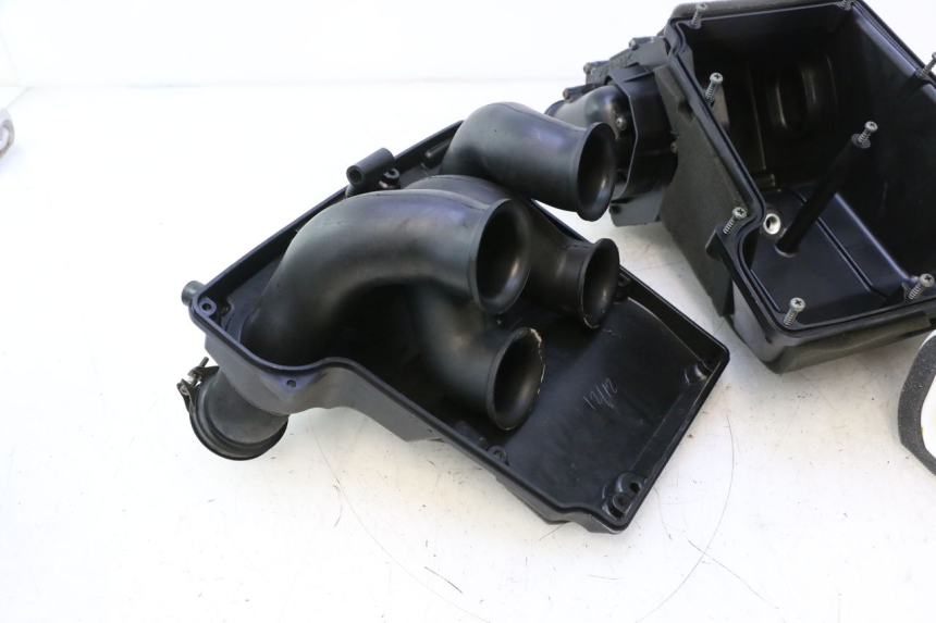 photo de LUFTFILTERKASTEN YAMAHA FJR 1300 (2001 - 2005) - Weitere Ansicht des Artikels