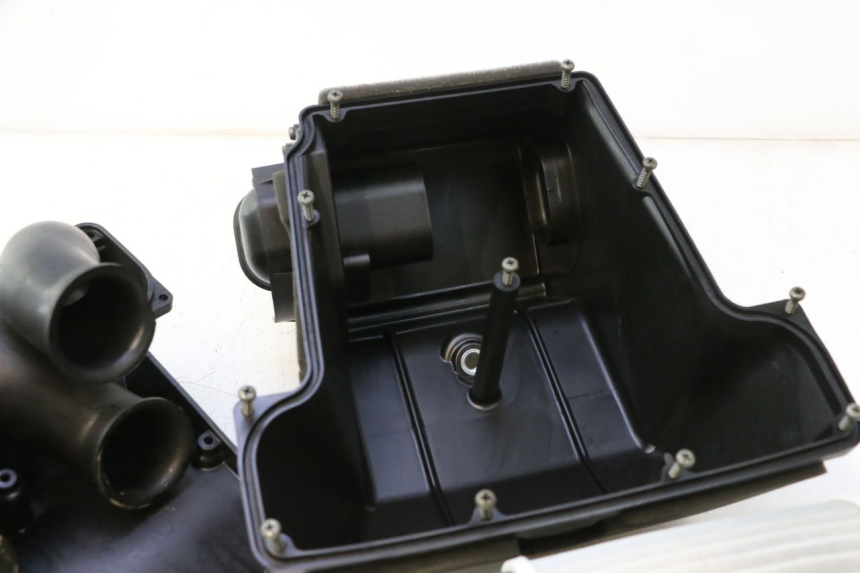 photo de LUFTFILTERKASTEN YAMAHA FJR 1300 (2001 - 2005) - Charakteristische Merkmale