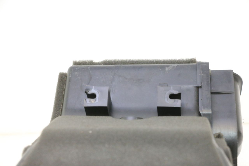 photo de LUFTFILTERKASTEN YAMAHA FJR 1300 (2001 - 2005) - Technische Nahaufnahme