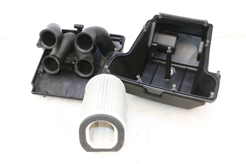 photo de LUFTFILTERKASTEN YAMAHA FJR 1300 (2001 - 2005) - Oberflächenzustand und Material