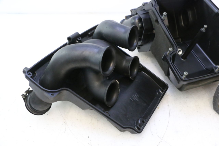 photo de LUFTFILTERKASTEN YAMAHA FJR 1300 (2001 - 2005) - Kennzeichnungen und Originalreferenzen
