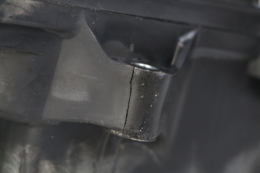 photo de LUFTFILTERKASTEN HONDA FORZA 125 (2015 - 2016) - Technische Nahaufnahme