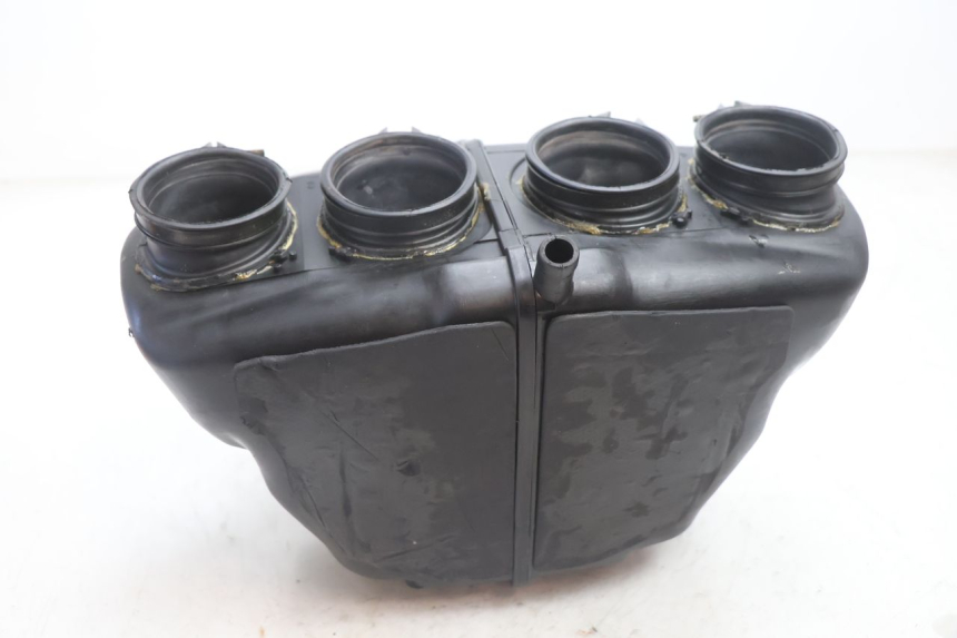 photo de LUFTFILTERKASTEN SUZUKI GSX F GSXF 750 (1988 - 1998) - Detailansicht des Bauteils