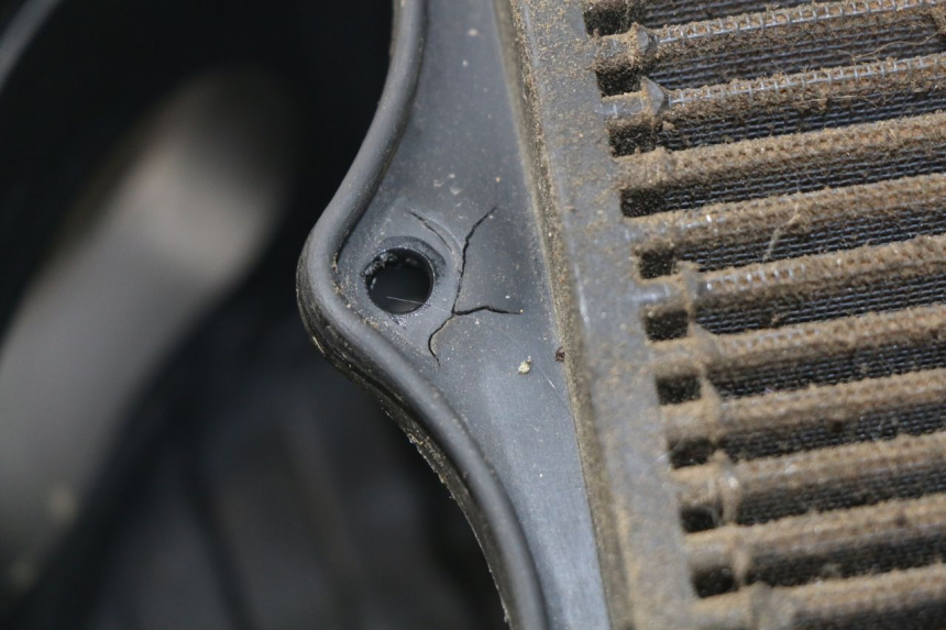 photo de LUFTFILTERKASTEN SUZUKI GSX-R GSXR 600 (2001 - 2003) - Technische Nahaufnahme