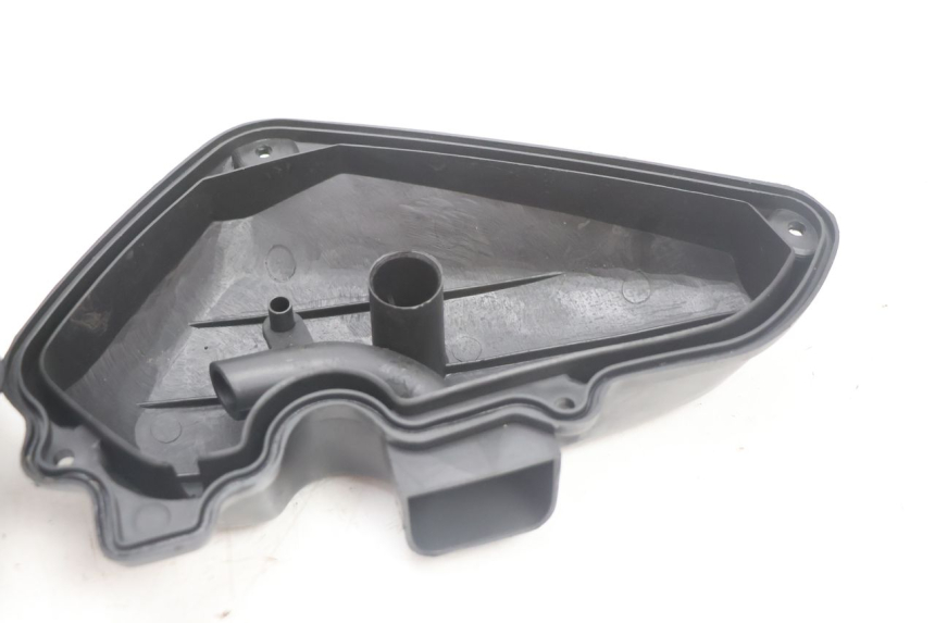 photo de LUFTFILTERKASTEN KEEWAY HURRICANE 50 (2006 - 2019) - Details der Befestigungspunkte