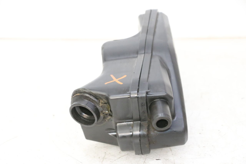 photo de LUFTFILTERKASTEN PEUGEOT KISBEE 2T 50 (2010 - 2017) - Details der Befestigungspunkte