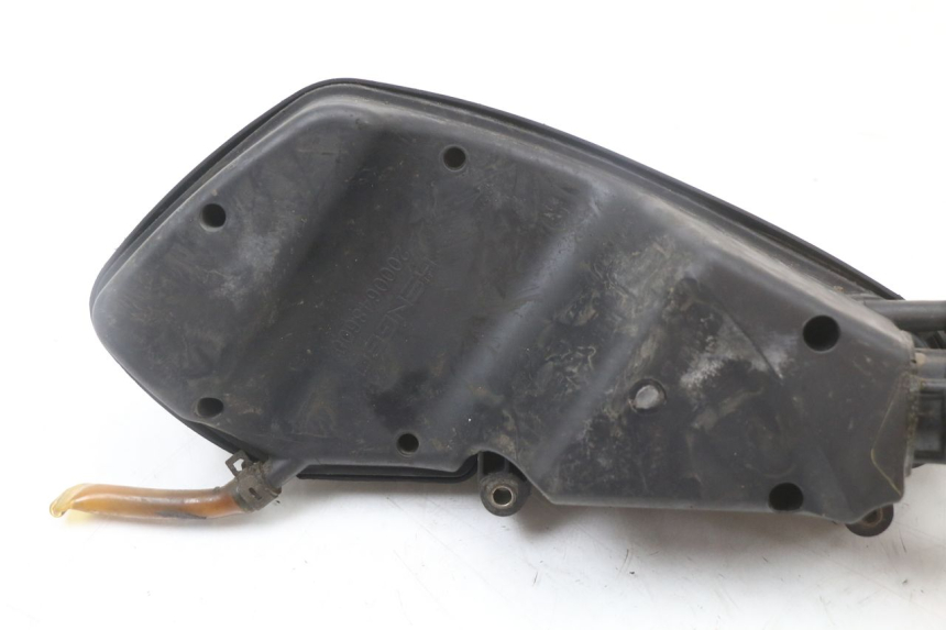 photo de LUFTFILTER PEUGEOT KISBEE 4T 50 (2018 - 2022) - Details der Befestigungspunkte