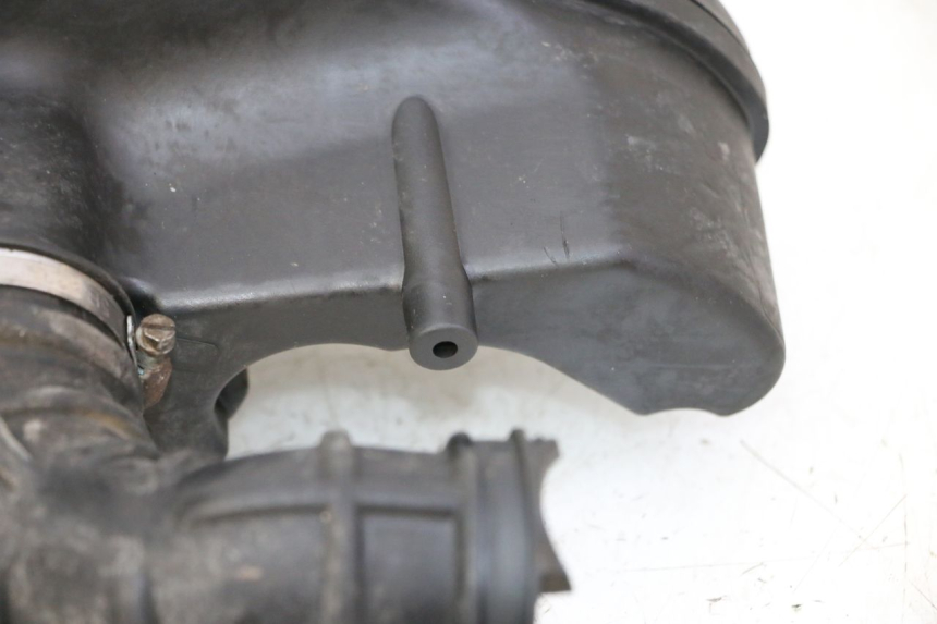 photo de LUFTFILTERKASTEN PIAGGIO LXV 4T 50 (2009 - 2013) - Technische Nahaufnahme