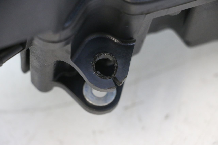 photo de LUFTFILTERKASTEN PIAGGIO MP3 HPE 530 (2022 - 2026) - Zoom auf Gebrauchszustand