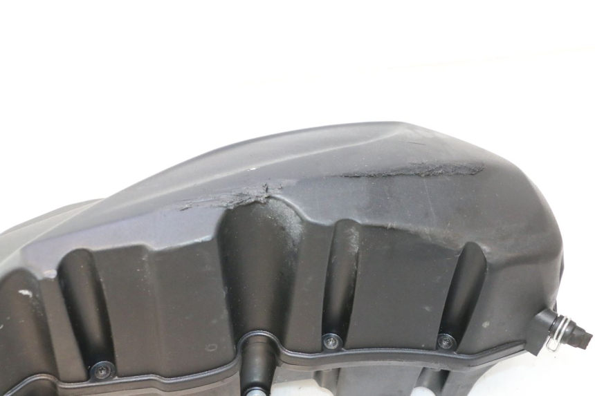 photo de LUFTFILTERKASTEN PIAGGIO MP3 HPE 530 (2022 - 2026) - Technische Nahaufnahme