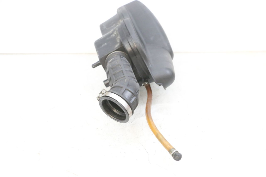 photo de LUFTFILTERKASTEN PIAGGIO MP3 LT 400 (2007 - 2012) - Oberflächenzustand und Material