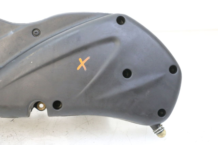 photo de LUFTFILTERKASTEN PIAGGIO MP3 500 (2014 - 2017) - Details der Befestigungspunkte