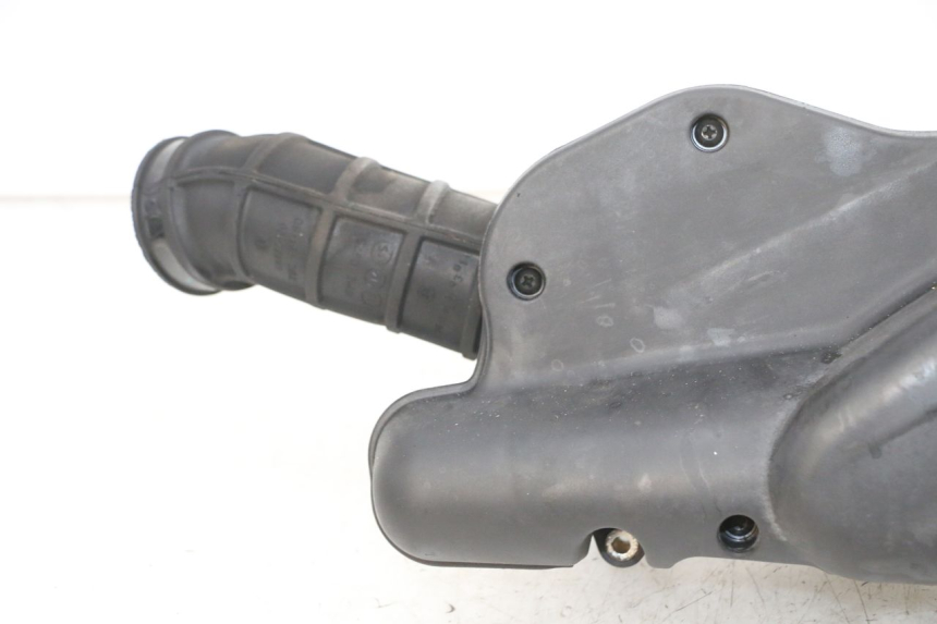 photo de LUFTFILTERKASTEN PIAGGIO MP3 500 (2016 - 2018) - Details der Befestigungspunkte