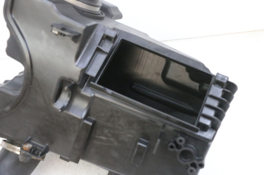photo de LUFTFILTERKASTEN BMW R RT ABS 1200 (2010 - 2014) - Detailansicht des Bauteils