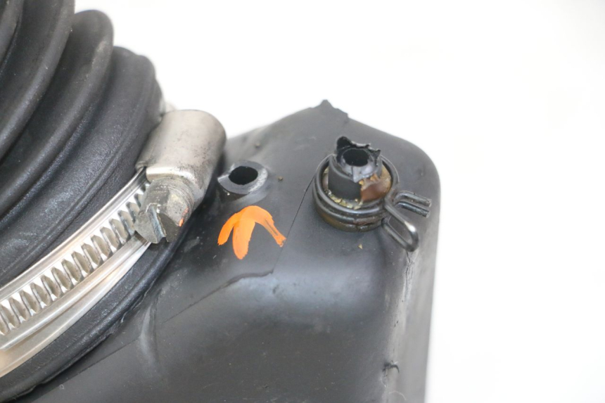 photo de LUFTFILTERKASTEN APRILIA SCARABEO GT TOURING 125 (1999 - 2005) - Zoom auf Gebrauchszustand