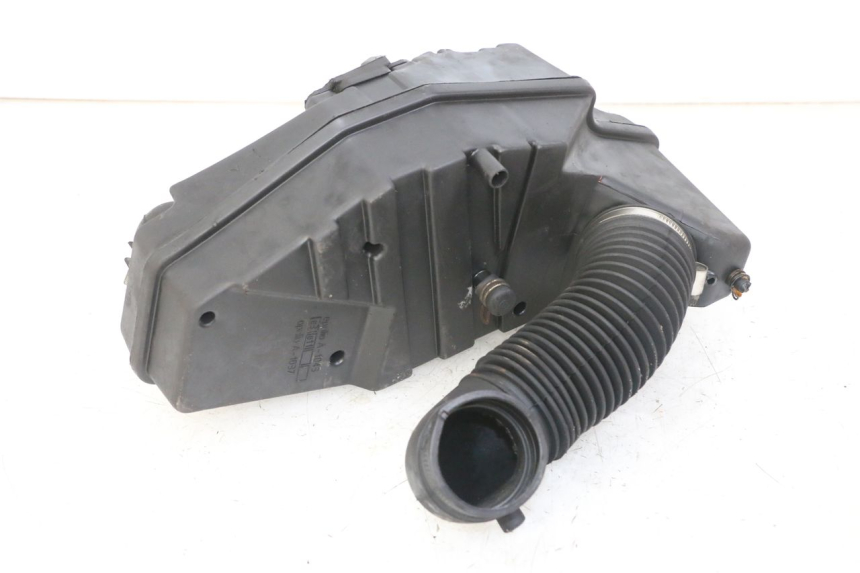 photo de LUFTFILTERKASTEN APRILIA SCARABEO GT TOURING 125 (1999 - 2005) - Details der Befestigungspunkte