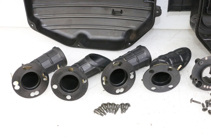 photo de LUFTFILTERKASTEN HONDA ST PAN EUROPEAN 1300 (2002 - 2013) - Weitere Ansicht des Artikels