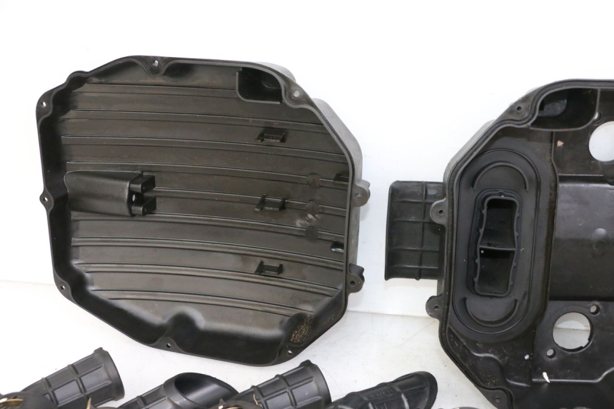 photo de LUFTFILTERKASTEN HONDA ST PAN EUROPEAN 1300 (2002 - 2013) - Oberflächenzustand und Material