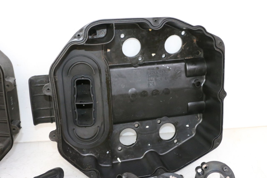 photo de LUFTFILTERKASTEN HONDA ST PAN EUROPEAN 1300 (2002 - 2013) - Geprüftes Gebrauchtteil