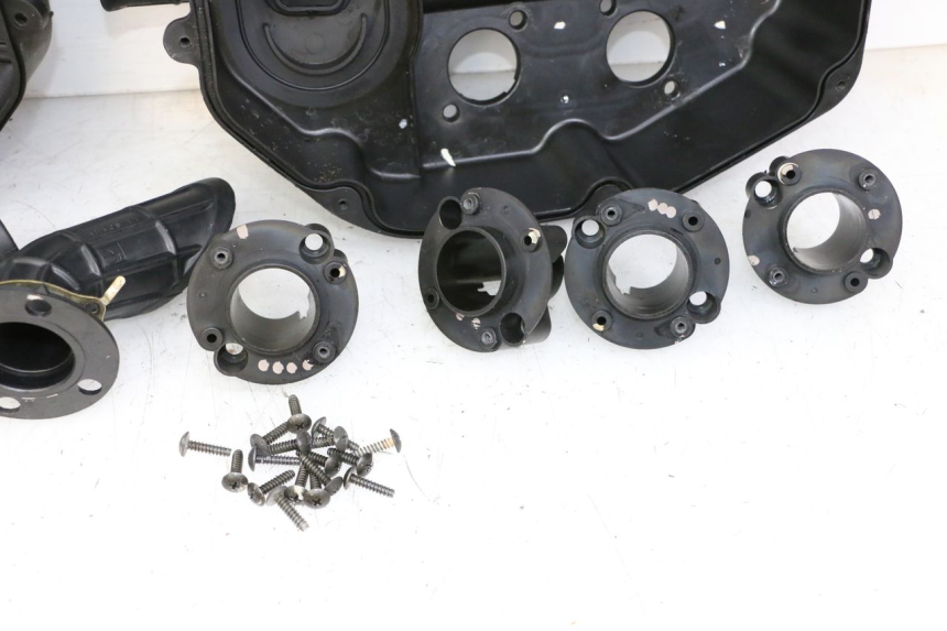 photo de LUFTFILTERKASTEN HONDA ST PAN EUROPEAN 1300 (2002 - 2013) - Kennzeichnungen und Originalreferenzen