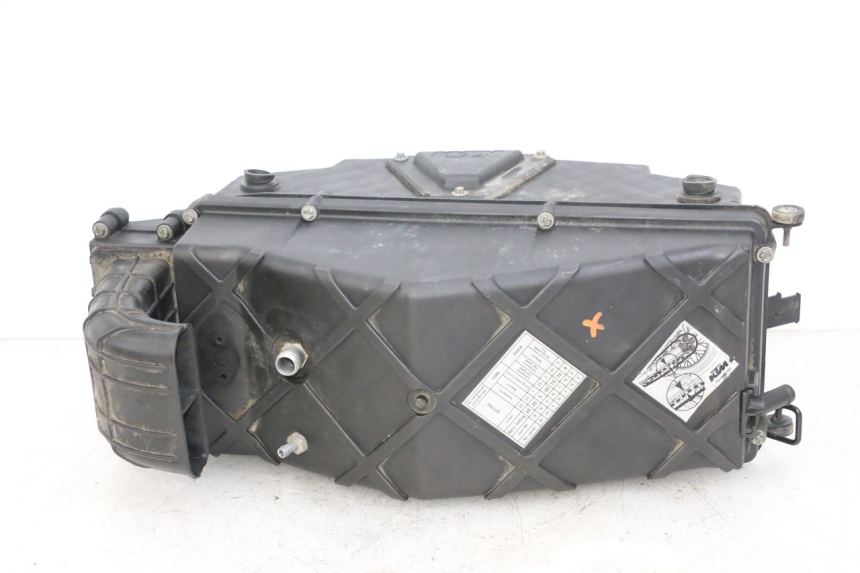 photo de LUFTFILTERKASTEN KTM SUPERENDURO R 950 (2005 - 2009) - Details der Befestigungspunkte