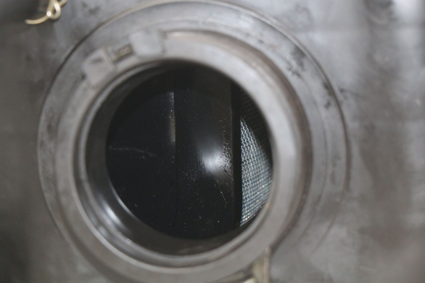 photo de LUFTFILTERKASTEN SUZUKI SV N 650 (1999 - 2002) - Technische Nahaufnahme