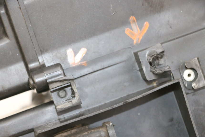 photo de LUFTFILTERKASTEN YAMAHA TTR 125 (2000 - 2020) - Oberflächenzustand und Material