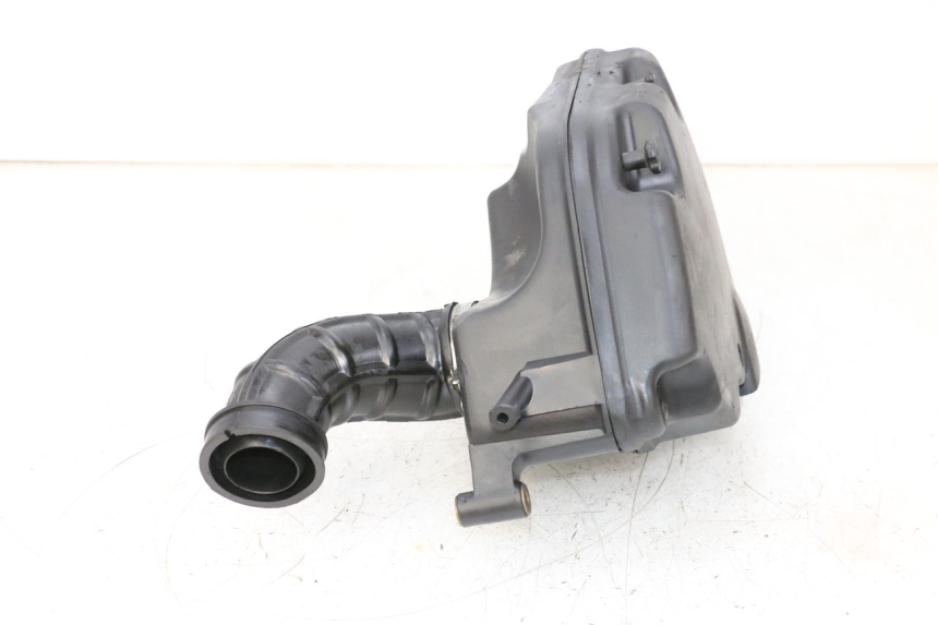 photo de LUFTFILTERKASTEN PIAGGIO VESPA GTS SUPER IE 125 (2009 - 2016) - Details der Befestigungspunkte