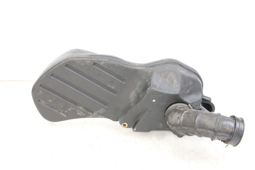 photo de LUFTFILTERKASTEN PIAGGIO X10 125 (2012 - 2017) - Zoom auf Gebrauchszustand