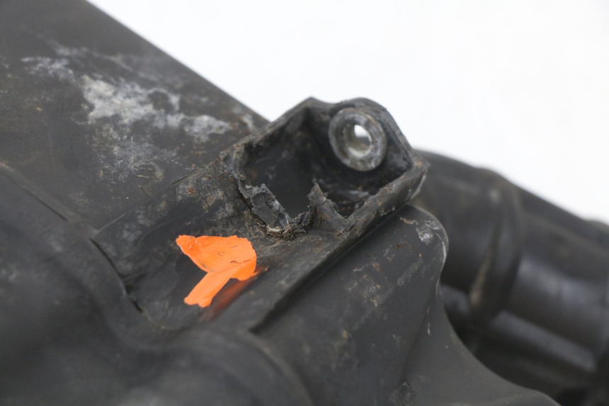 photo de LUFTFILTERKASTEN PIAGGIO X8 125 (2004 - 2007) - Zoom auf Gebrauchszustand